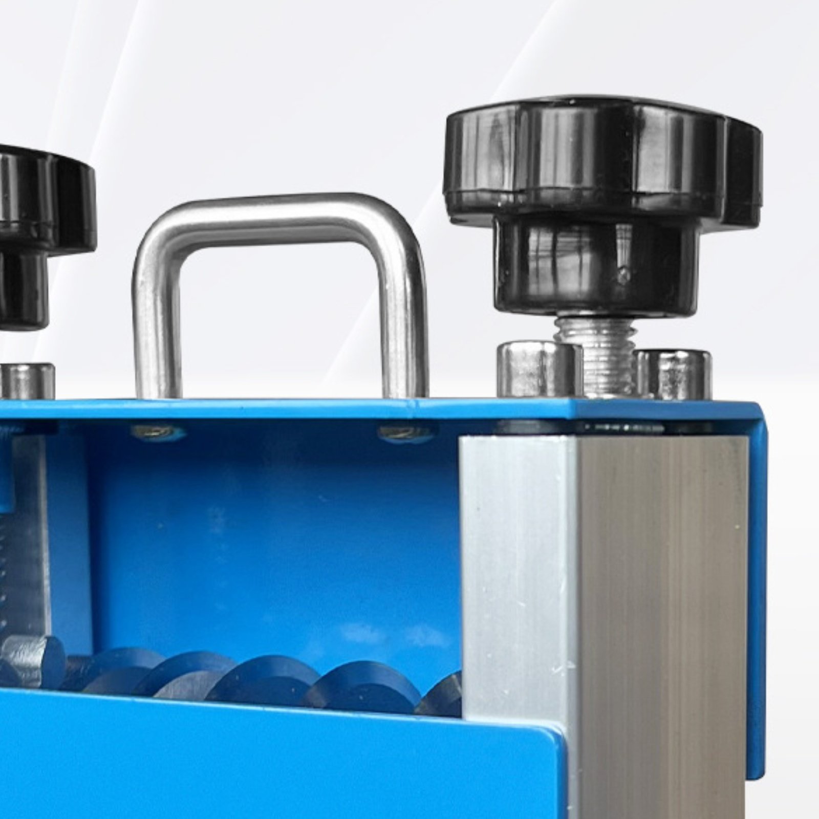 Tools Of Workshop - Multi-Hole Cord Peeler Twin-Drive-Drive Hand Crank